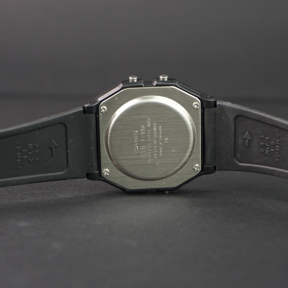 Casio Digital Resina | E005