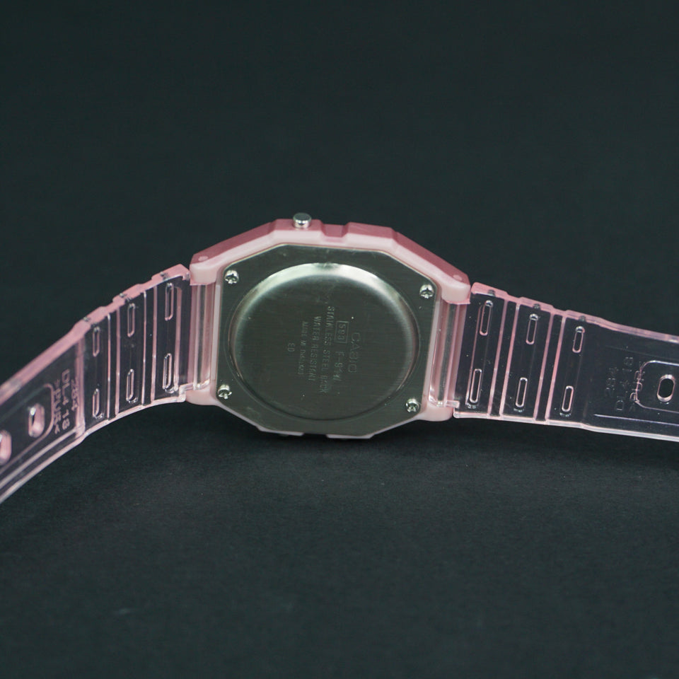 Casio Mujer Digital Rosa | F011